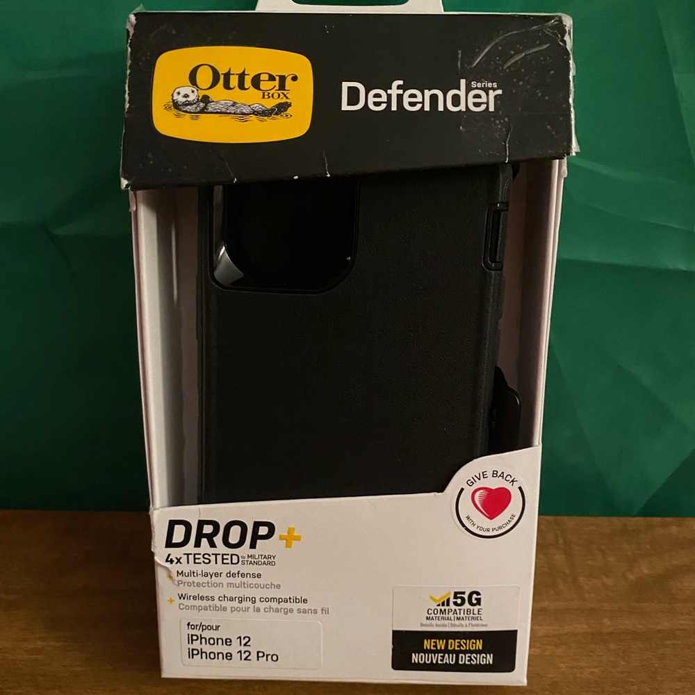 *NEW* iPhone 12 & iPhone 12 Pro OtterBox Case - Black - OtterBox Defender